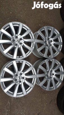 Használt 5x112 lyukosztású 19 colos Aez alu felni garnitúra nyomásszen