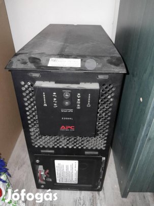 Használt APC Smart-UPS 2200XL kiegészítő házzal