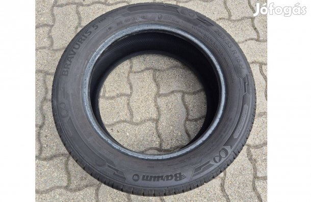 Használt Barum Bravuris 5 nyári gumi 205/55 R16 H