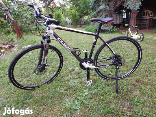 Használt Cube Cross trekking kerékpár 28"