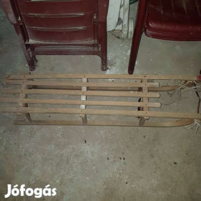 Használt Fa szánkó eladó! Jó állapotban!!