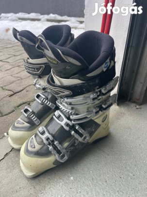 Használt Fischer sícipő, 38-as méret gyereknek, felnőttnek