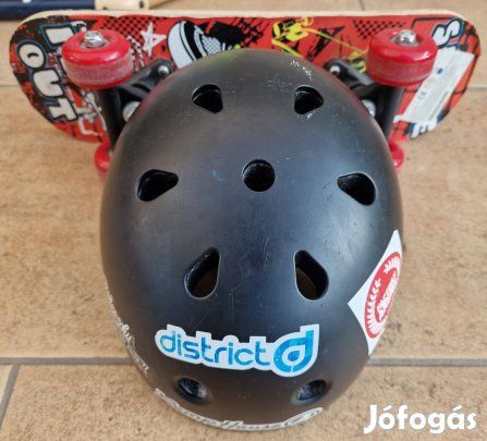 Használt Gyerek gördeszka 41cm + Gyerek Oxelo sisak 50-54cm