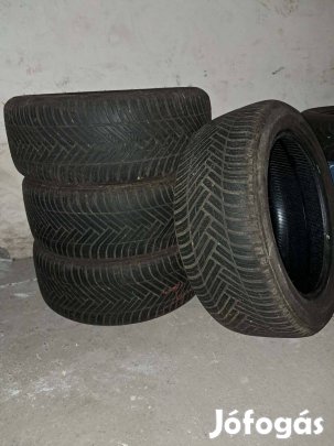 Használt Hankook Kinergy 4S 225/50 R17 négyévszakos gumi