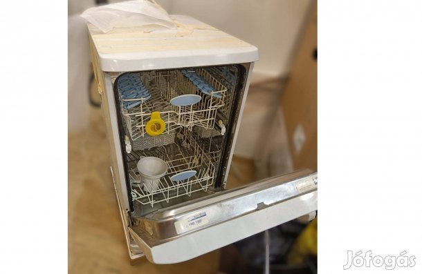 Használt Indesit IDE44 mosogatógép alkatrésznek/felújításra