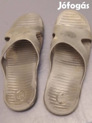 Használt Nabaiji Uszoda/strandcipő, papucs 5000 Ft/pár 41-42 óbuda 36