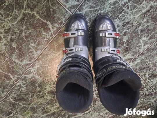 Használt Nordica sícipő, 43-as méret