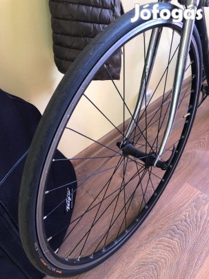 Használt Országúti Első kerék gyorszáras