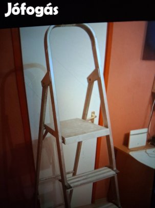 Használt  alulétra 