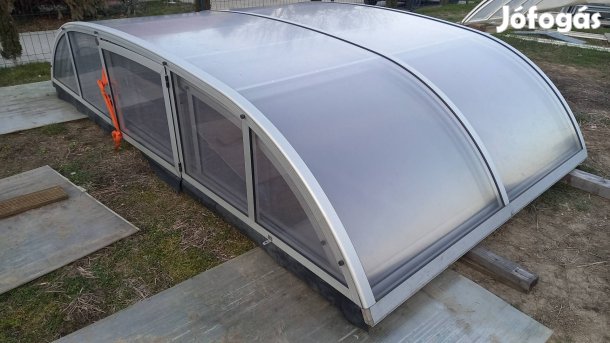 Használt, nagyon szép medencefedés 360x690 cm