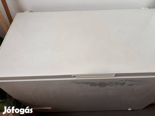 Használt, tökéletesen működő, 300 L.