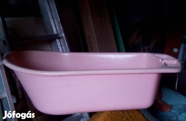 Használt babakád hibátlan állapotú Miskolc-Martinkertvárosban