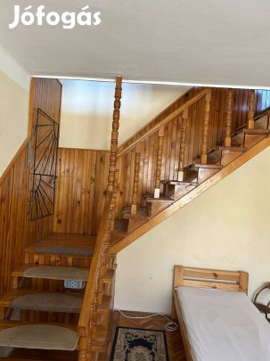 Használt beltéri falépcső
