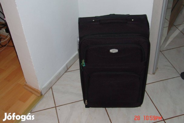 Használt bőrönd eladó