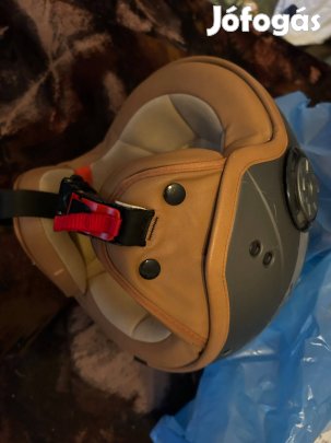 Használt bukósisak