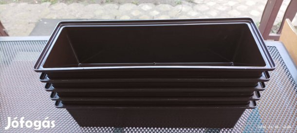 Használt,de jó állapotú 5db Balkonláda
