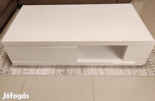 Használt dohányzóasztal