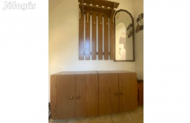 Használt előszobaszekrény