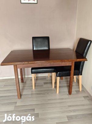 Használt fa étkezőasztal