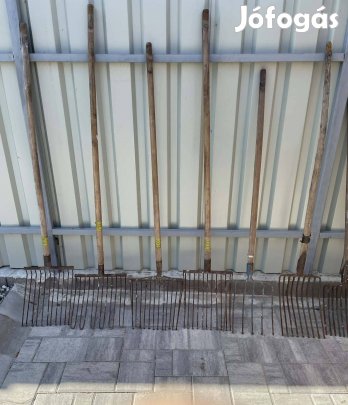 Használt gombos és vasvilla eladó Szolnokon