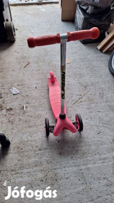 Használt háromkerekű roller