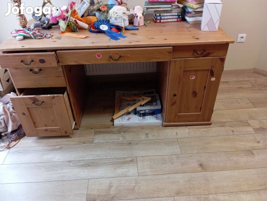 Használt íróasztal