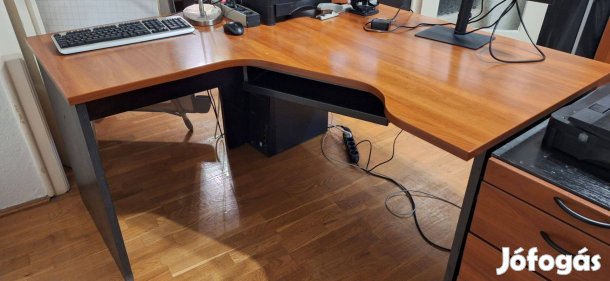 Használt irodabútorok - Budapest_VII.ker