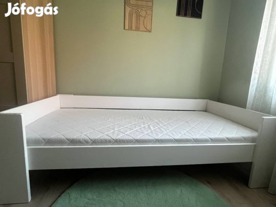 Használt jó állapotú egyszemélyes gyerekágy eladó