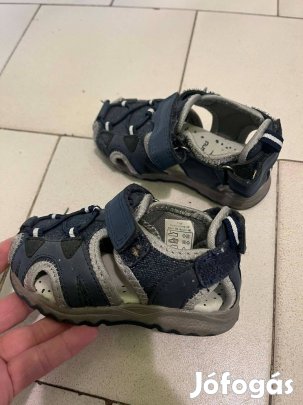 Használt kisgyermek szandál, 22-es méret