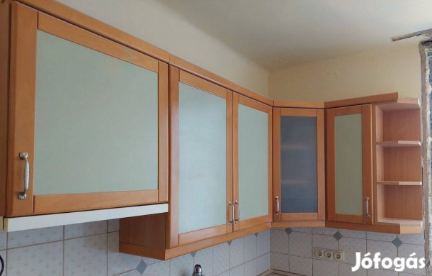 Használt konyhabútor felsőszekrény