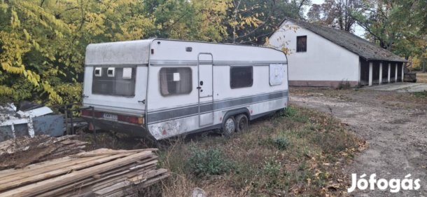 Használt lakókocsi