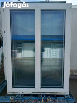 Használt műanyag Internorm erkélyajtó 2 szárnyas prémium kivitel