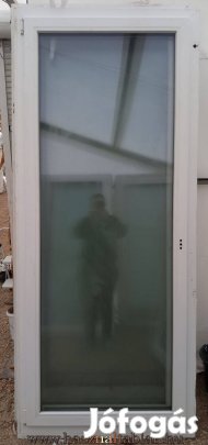 Használt műanyag erkélyajtók 1 szárnyas kivitel