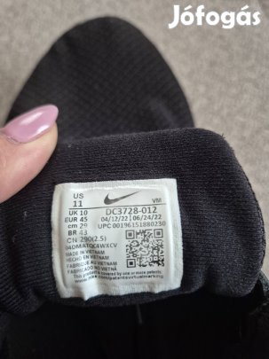 Használt nike cipő