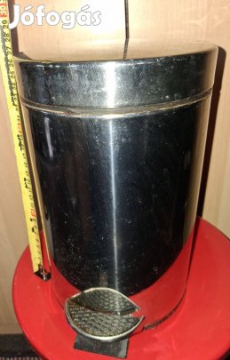 Használt pedálos szemetes