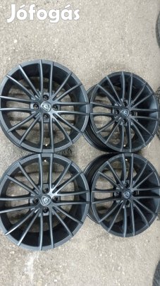 Használt szép állapotú Aluett 4x100 lyukosztású 17 colos alu felni gar