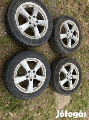 Használt téli gumiabroncsok alumínium felnin