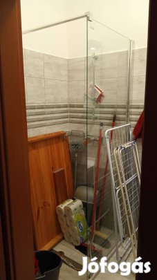 Használt zuhanyozó üvegfal