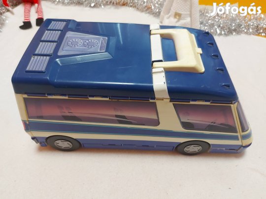 Hatalmas szétnyitható,hordozható autó,ajándék  autókkal!