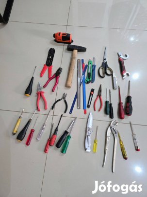 Hatalmasszerszámcsomag(30+ db)Lézeres szintezővel,fogókkal Debrecen