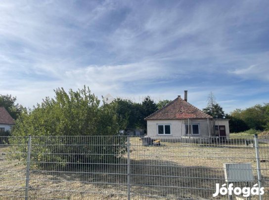 Határközeli felújítandó ház Rádóckölked #5028780