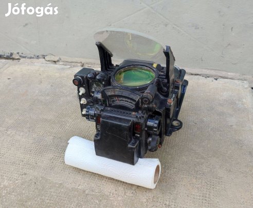 Hatástalanított katonai veterán Mig-21 berendezés. Személyesen!