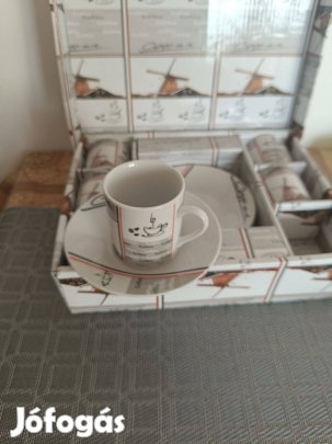 Hatrészes kávéskészlet díszdobozban