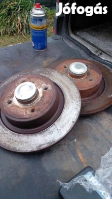 Hátsó komplett féktárcsa abs +csapágy