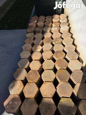 Hatszögletű tégla