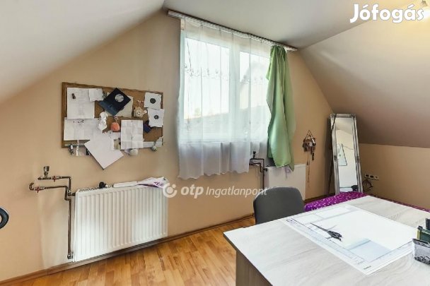 Hatvani eladó 120 nm-es ház