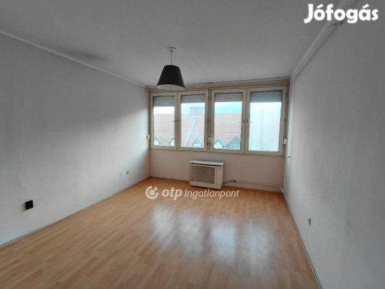 Hatvani eladó 58 nm-es lakás