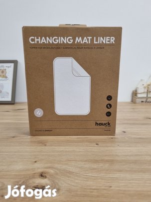 Hauck 2 az 1-ben pelenkázó alátét és törölköző, OUTLET termék