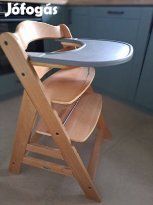 Hauck Alpha + fa eteőszék tálcával és párnával