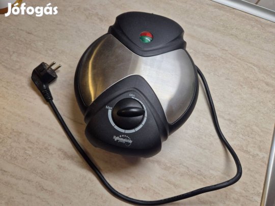 Hausmeister HM 6146 Gofrisütő, 1200 W, fekete